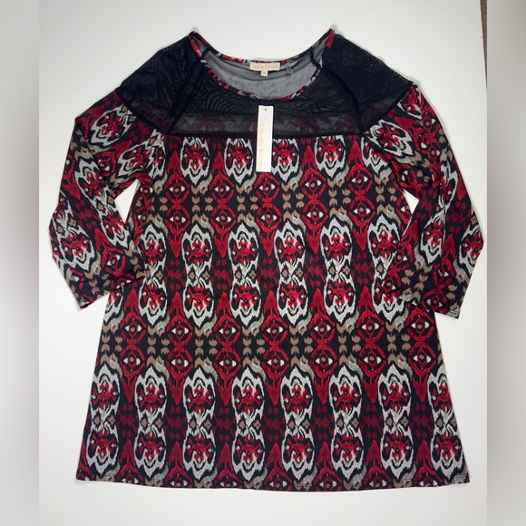 Claudia Richard Red and Black Geometric blouse ❤️ - Picture 1 of 10